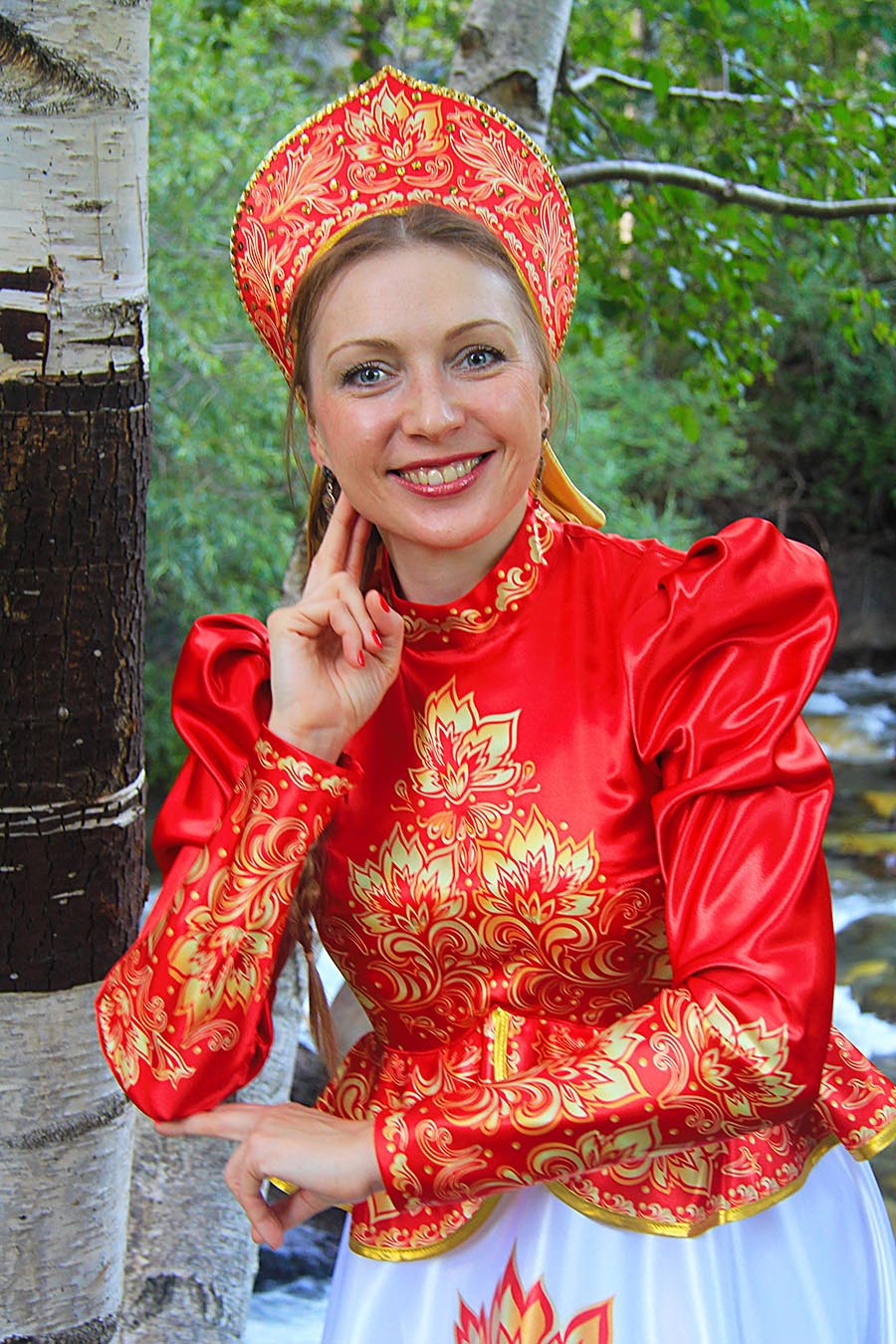 Women in Slavic costumes in Kolkata