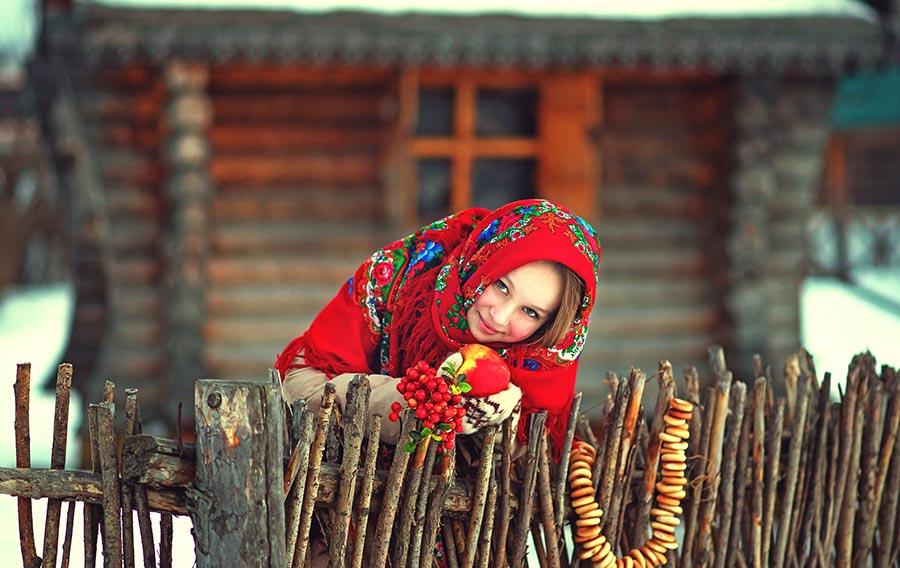 Sexy girl Women in Slavic costumes in Kolkata