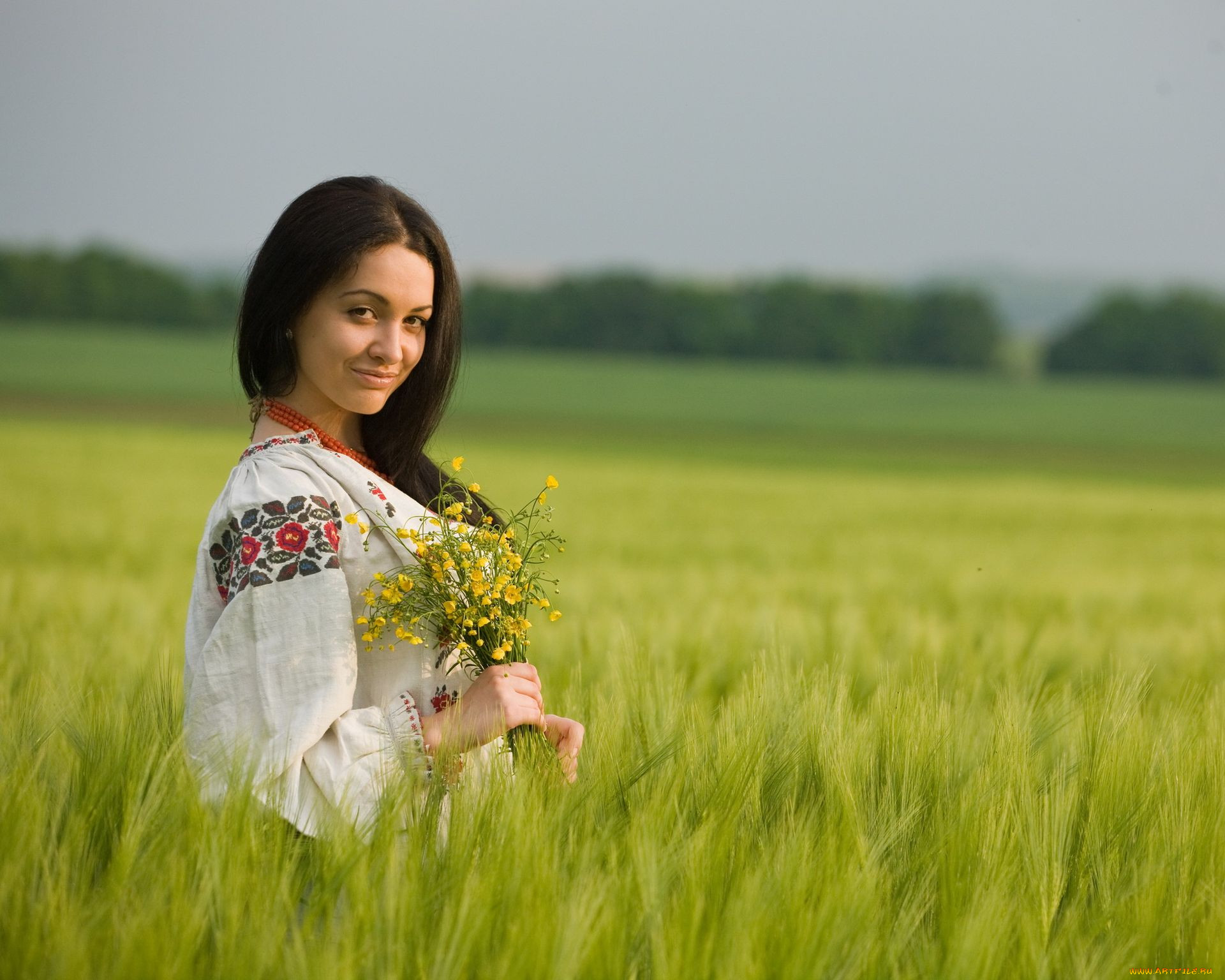 Women in Slavic costumes in Kolkata