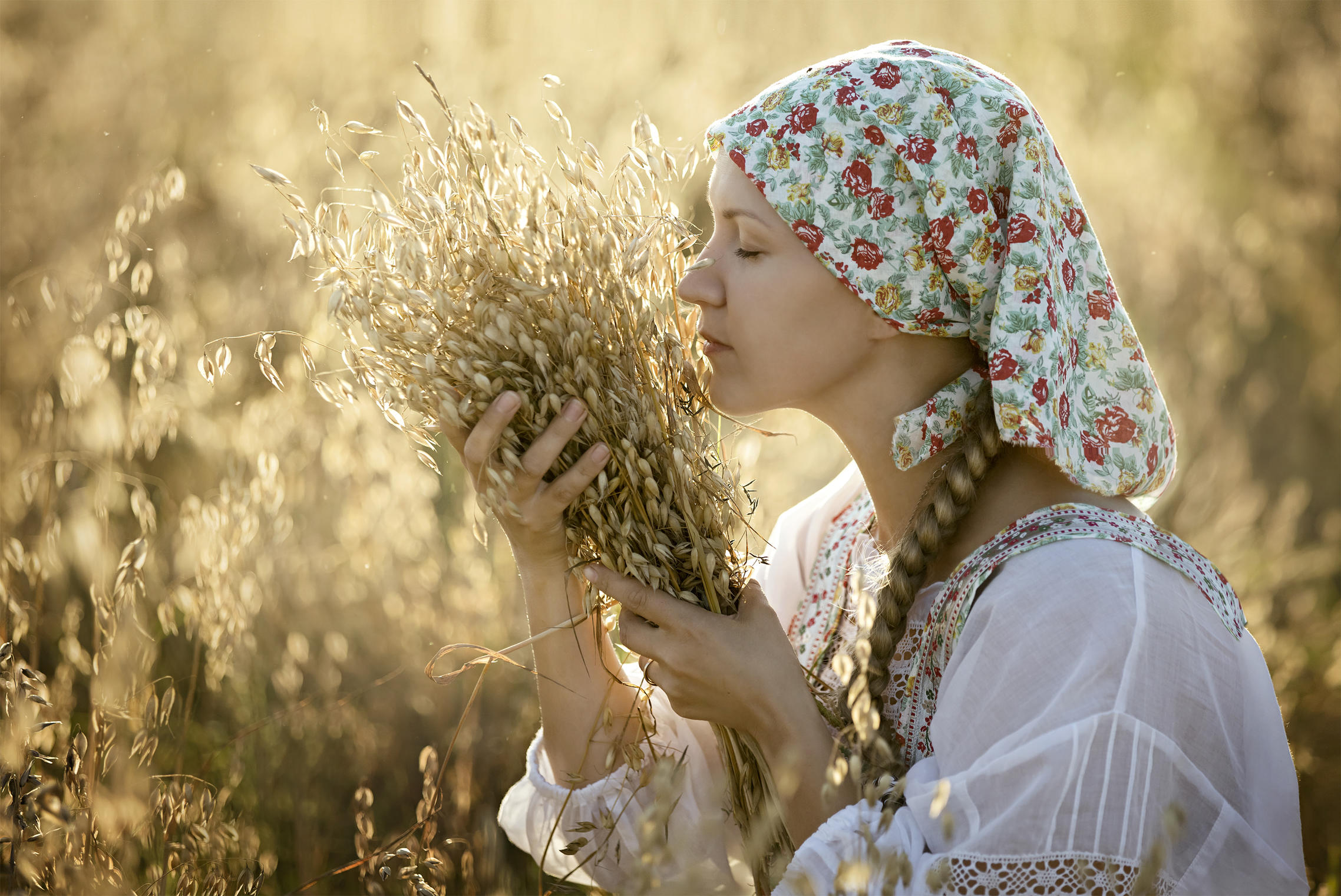 Photo Women in Slavic costumes in Kolkata